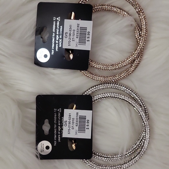 SALE!! Brand New GLITTER HOOP Fashion Earrings-2CT. - Picture 2 of 4
